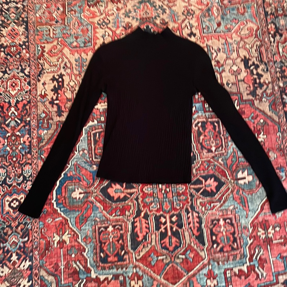 Black ribbed turtleneck by Pink Rose brand size small